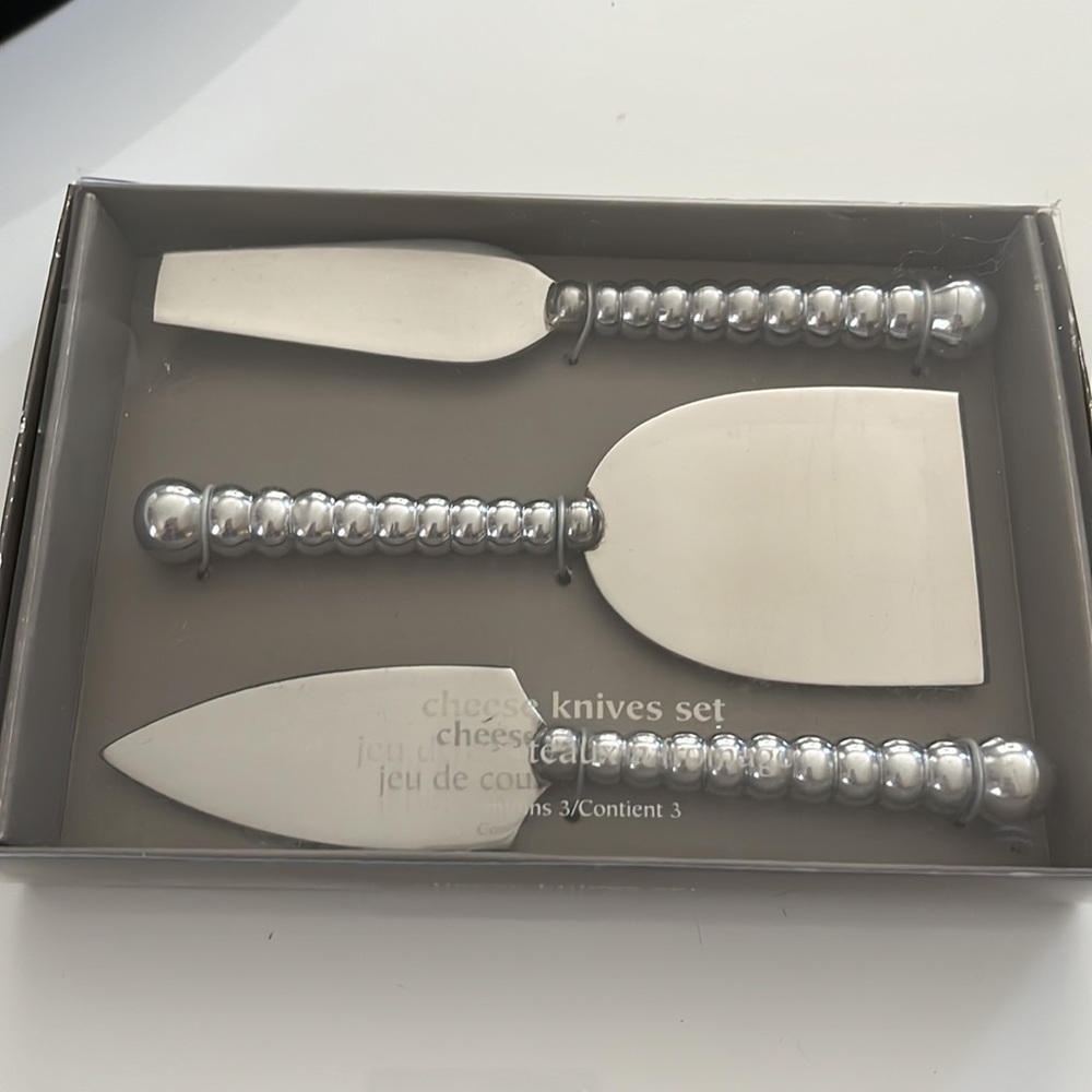 3 piece cheese knives set pier 1 ,new in box